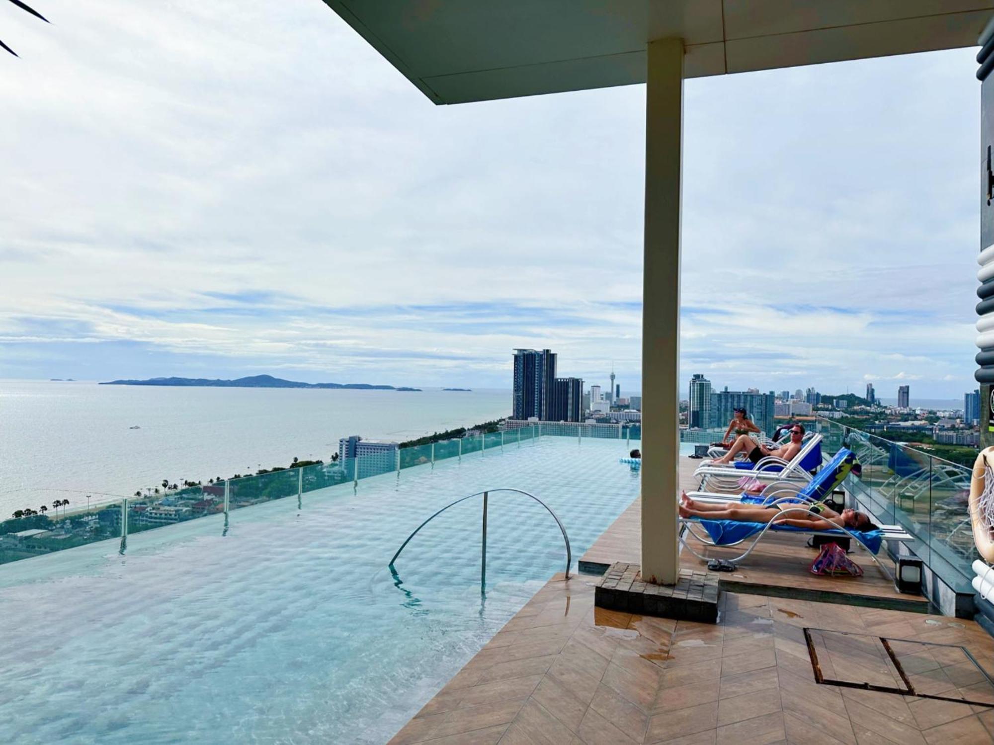 芭提雅高层海景奢华公寓the Riviera Jomtien生香家直达海滩2704 מראה חיצוני תמונה