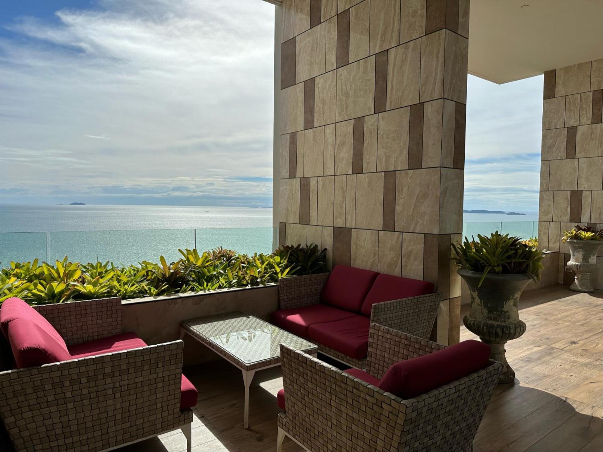 芭提雅高层海景奢华公寓the Riviera Jomtien生香家直达海滩2704 מראה חיצוני תמונה